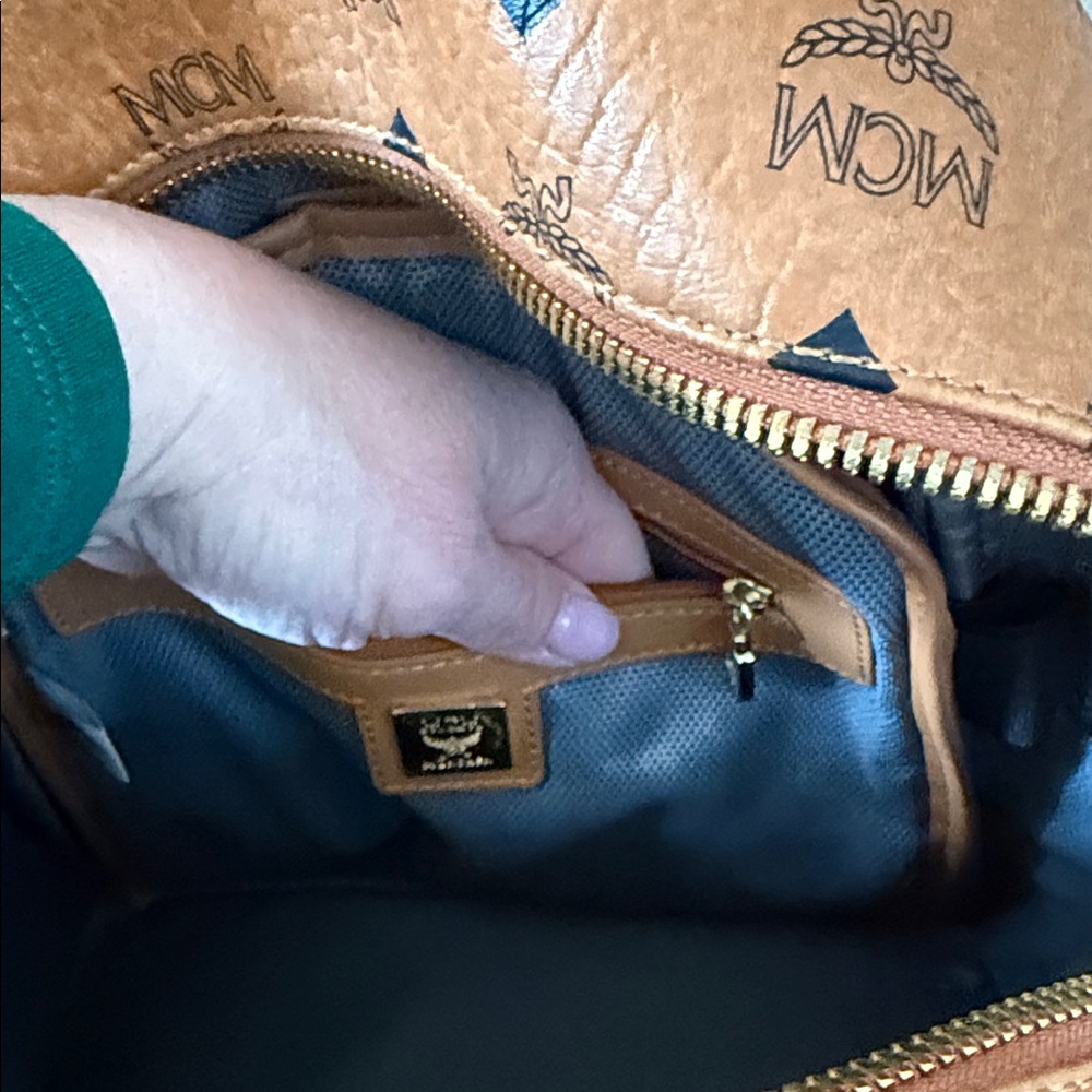 MCM Stark Side Studs Backpack 🔥 - Picture 13 of 16